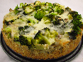 Hartige taart met broccoli en kastanje-champignons